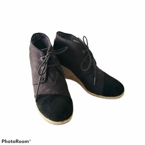 Toms Black Wedge Booties/Wedges Lace Up